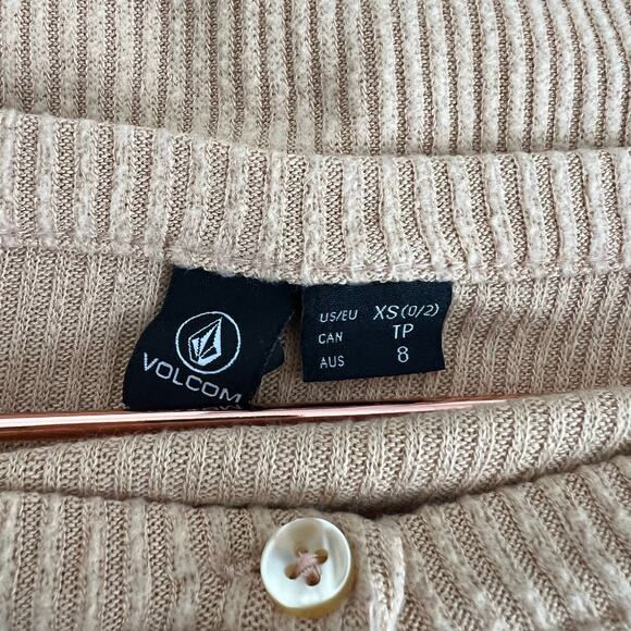 Volcom ribbed knit henley top long sleeve cropped yellow - Picture 4 of 5